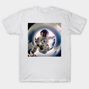 Astronaut in space T-Shirt